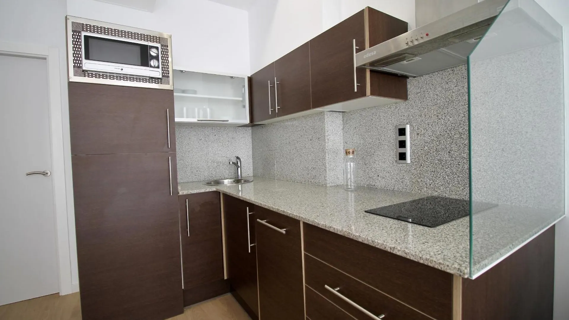 Mediterranean Way - Style Tarragona Apartament